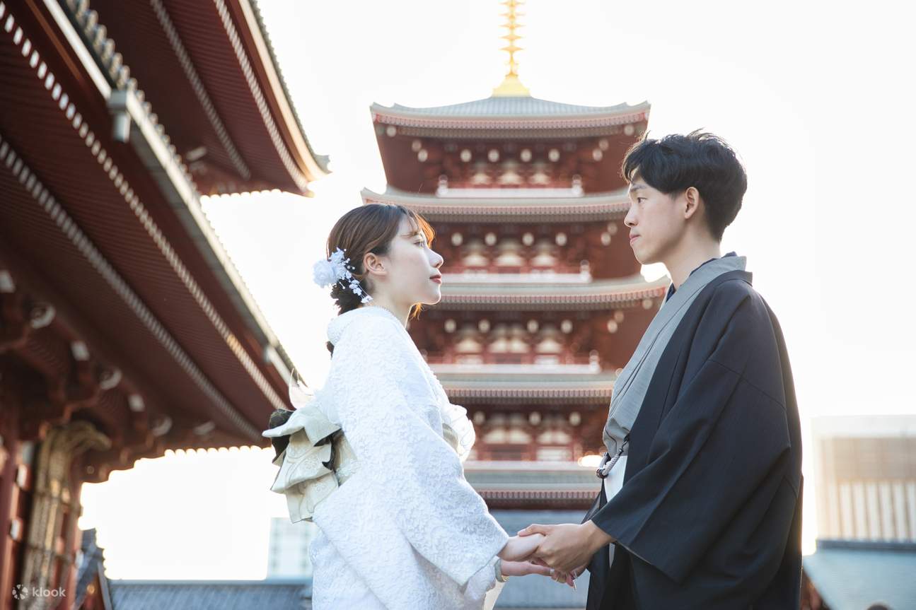 Tokio: Tour fotográfico de bodas con 3 ubicaciones y estilismo profesional